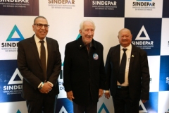 LEOM8173