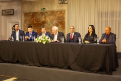 LEOM5879